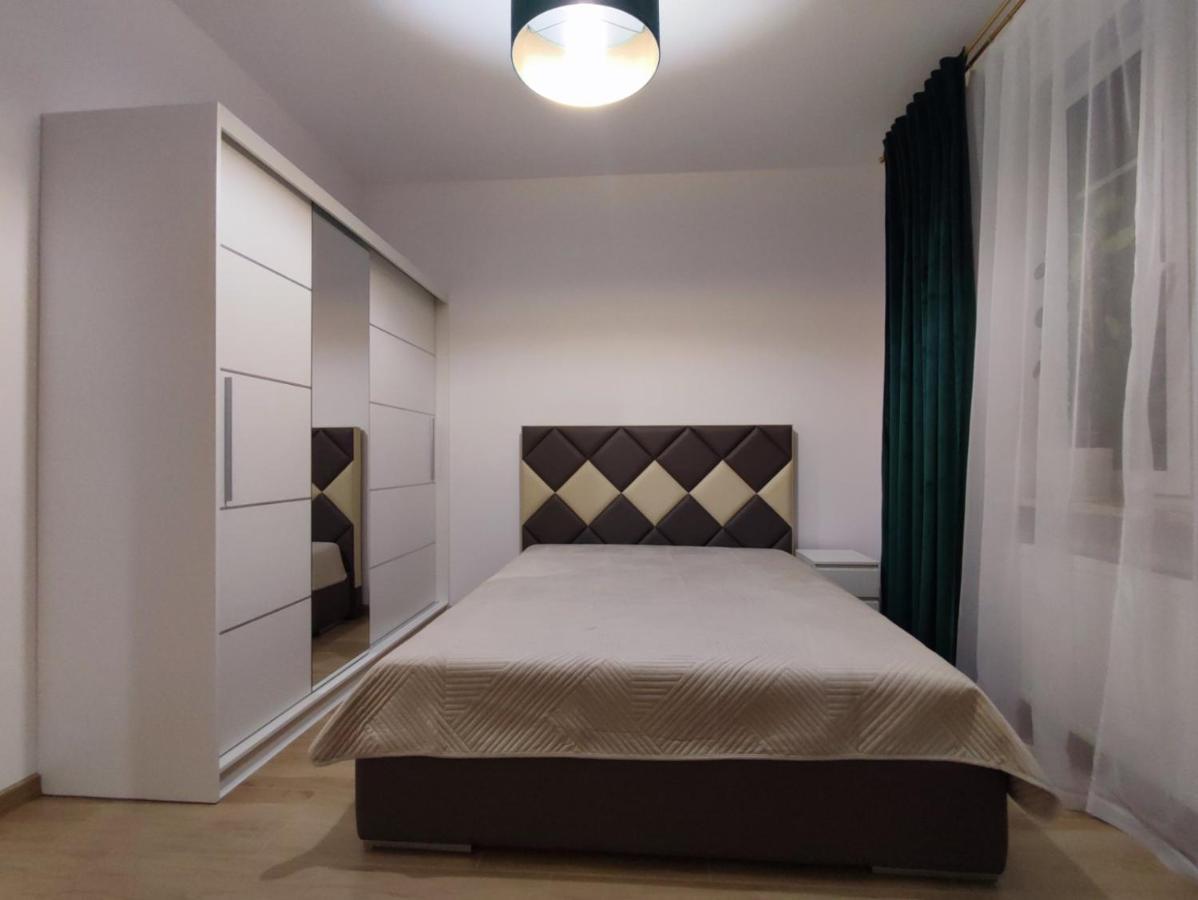 Geodezyjna 72 * Warsaw